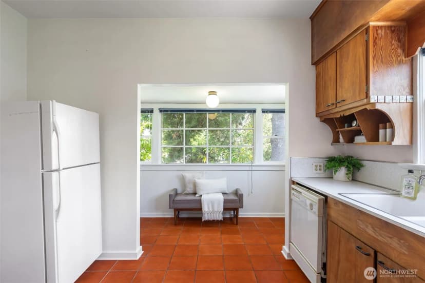 Property photo for 1610 S Hill Street, Seattle photo 17