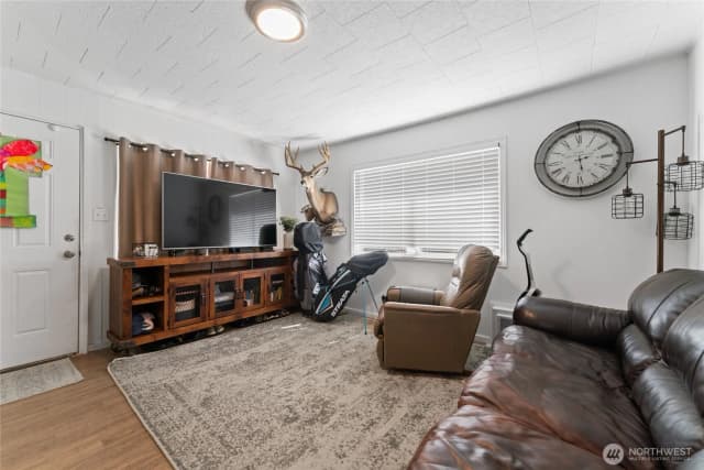 Property photo for 1000 Civic Way Ne, Coulee Dam photo 2