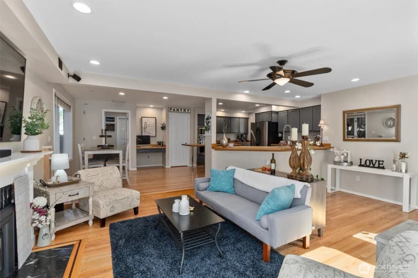 Property photo for 32916 46th Court Sw, Tacoma photo 7