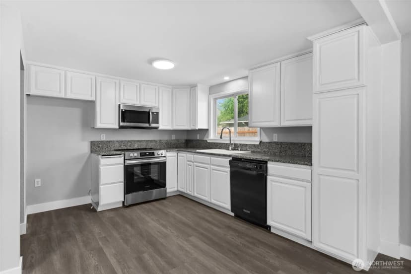 Property photo for 9005 128th Street E, Puyallup photo 18