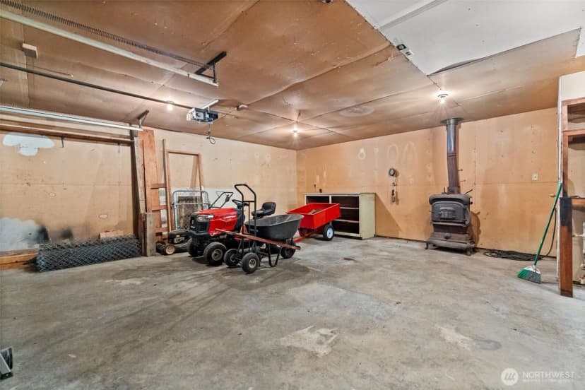 Property photo for 9005 128th Street E, Puyallup photo 36