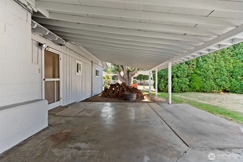 Property photo for 9005 128th Street E, Puyallup photo 31