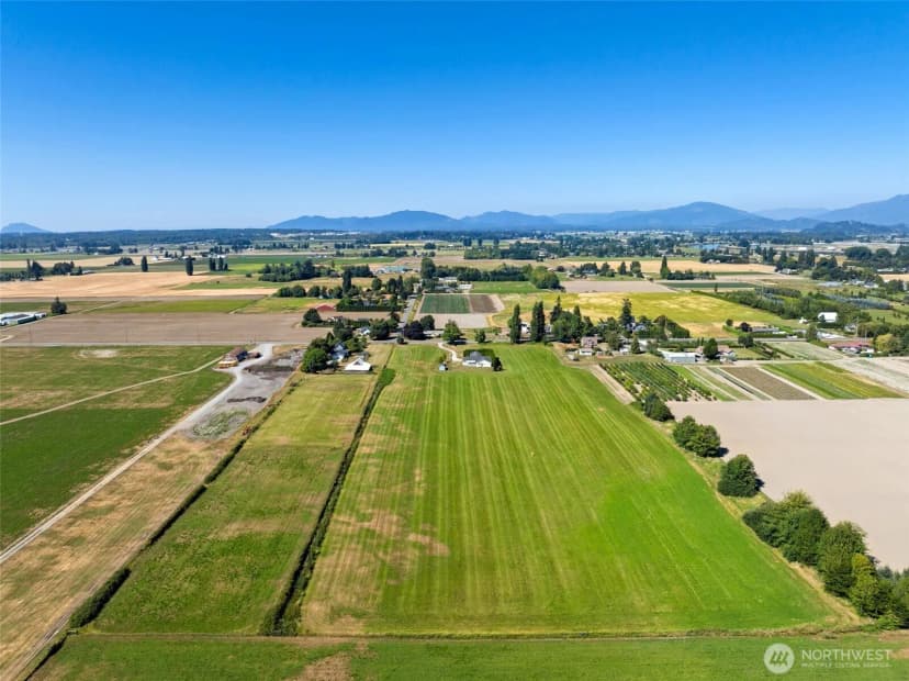 Property photo for 16524 Mclean Rd, Mount Vernon photo 6
