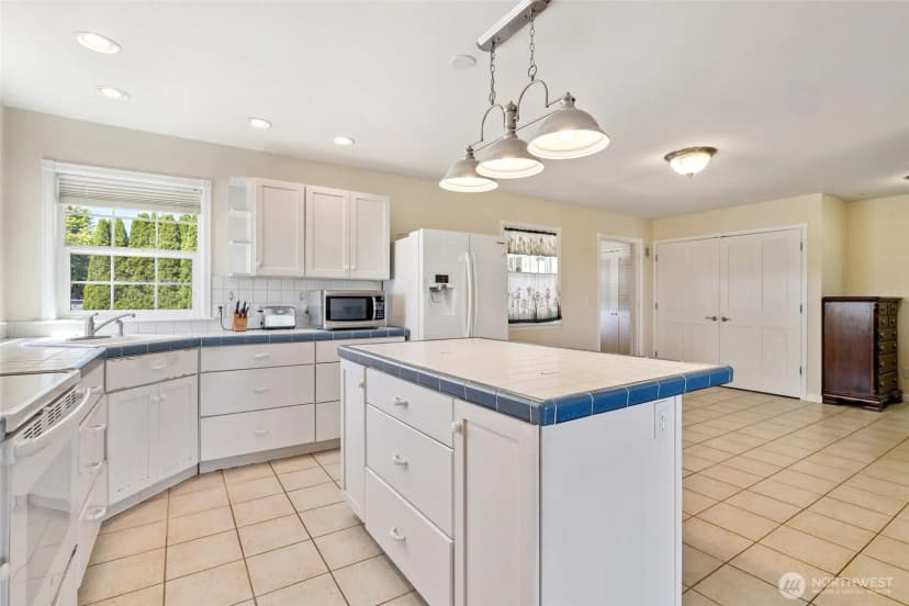 Property photo for 16524 Mclean Rd, Mount Vernon photo 17