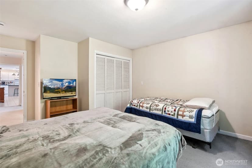 Property photo for 16524 Mclean Rd, Mount Vernon photo 28