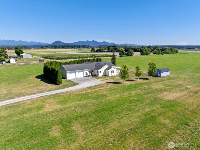 Property photo for 16524 Mclean Rd, Mount Vernon photo 5