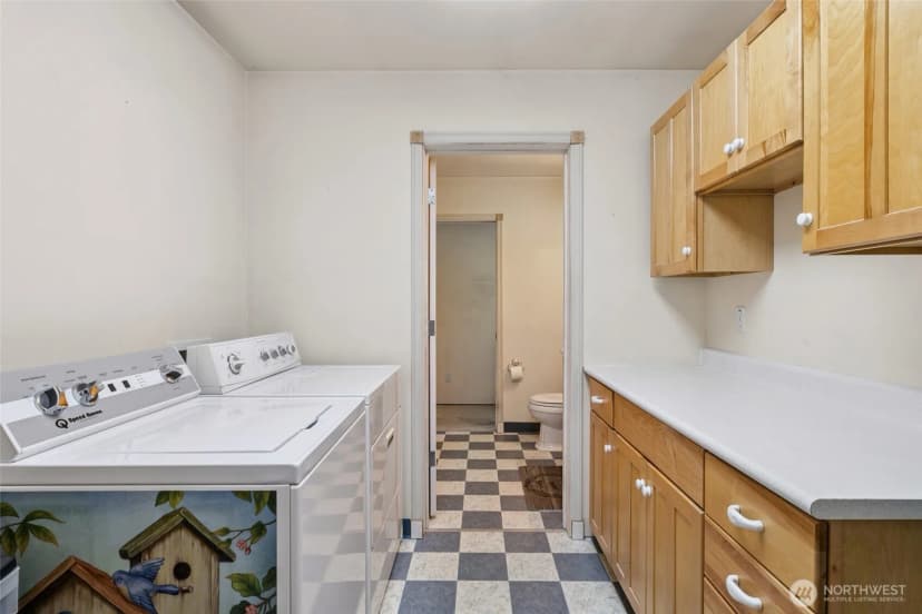 Property photo for 16524 Mclean Rd, Mount Vernon photo 32