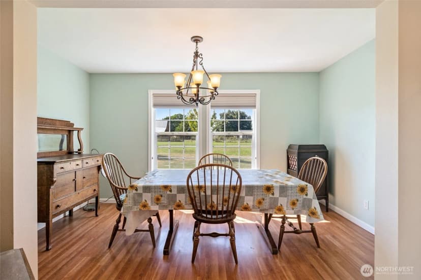 Property photo for 16524 Mclean Rd, Mount Vernon photo 15