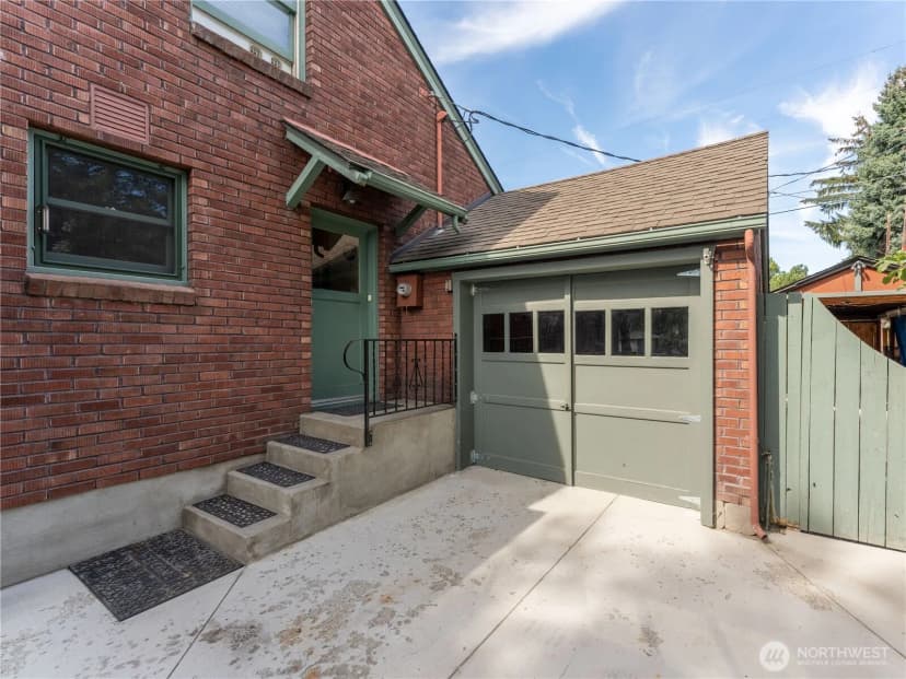 Property photo for 8 Harrison Street, Wenatchee photo 33