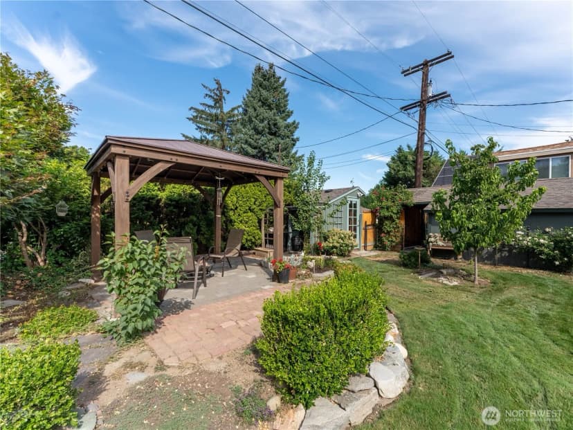 Property photo for 8 Harrison Street, Wenatchee photo 28
