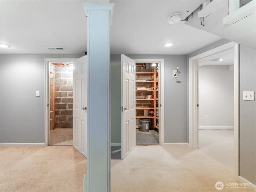 Property photo for 8 Harrison Street, Wenatchee photo 23