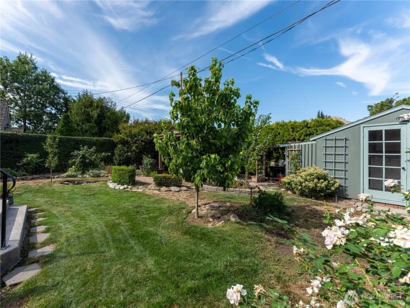 Property photo for 8 Harrison Street, Wenatchee photo 29