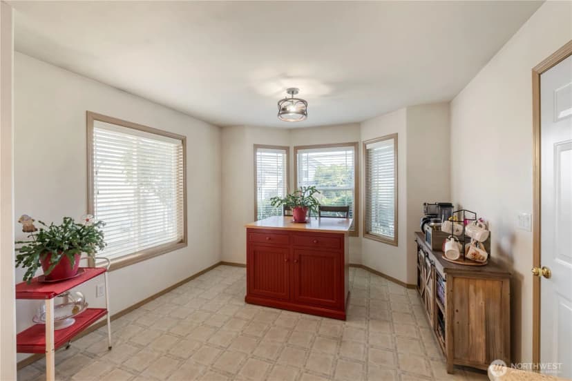 Property photo for 16210 87th Avenue E, Puyallup photo 11