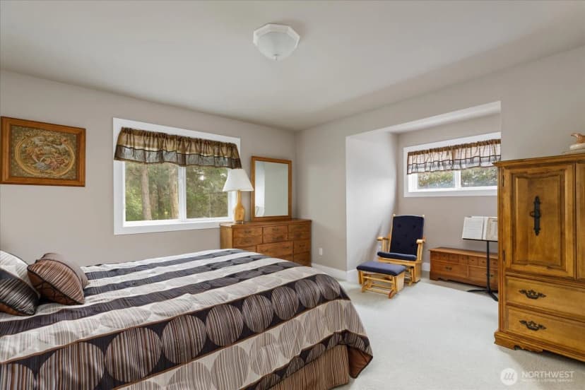 Property photo for 1689 West Beach Road, Oak Harbor photo 26