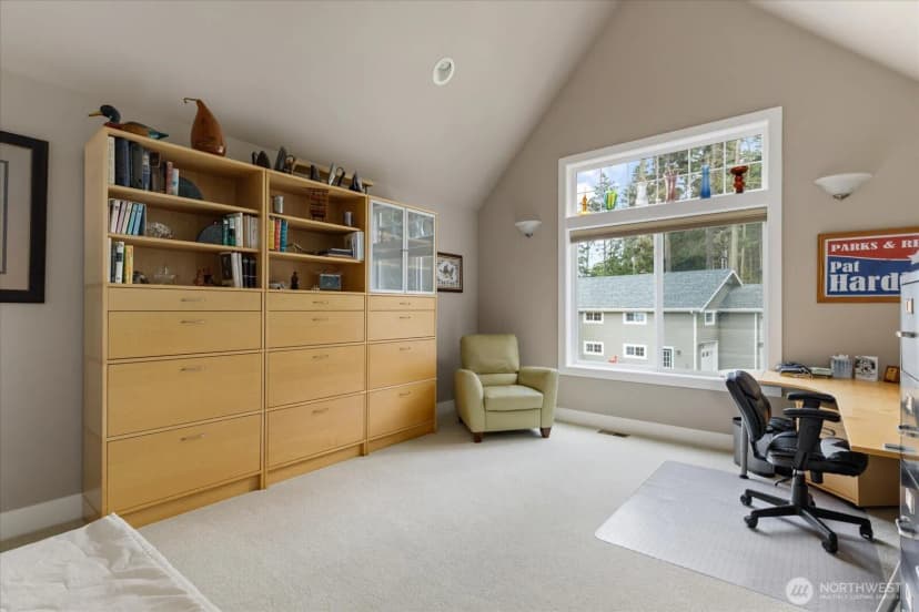 Property photo for 1689 West Beach Road, Oak Harbor photo 23