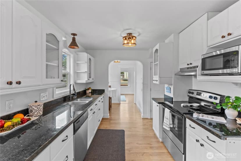 Property photo for 6247 S Lawrence Street, Tacoma photo 12