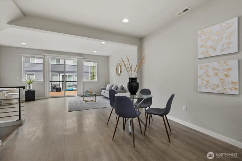 Property photo for 19404 36th Avenue Se #d, Bothell photo 6