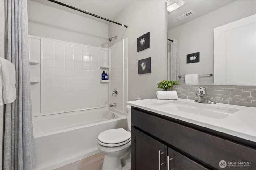 Property photo for 19404 36th Avenue Se #d, Bothell photo 21