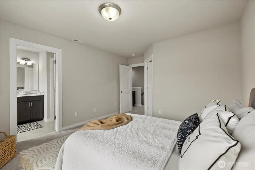 Property photo for 19404 36th Avenue Se #d, Bothell photo 16