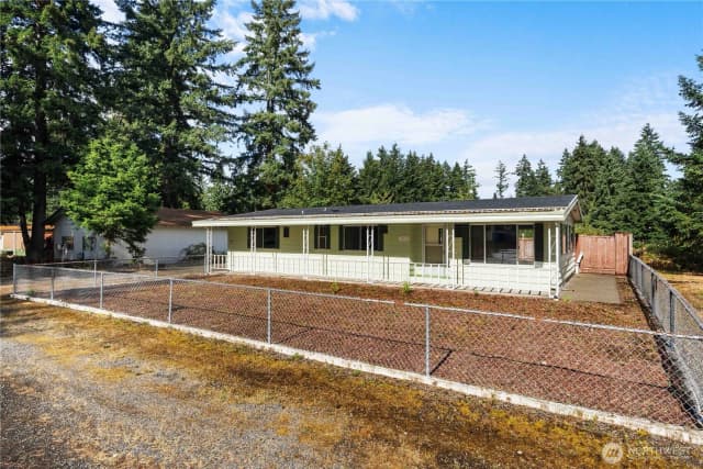 Property photo for 19905 65th Avenue E, Spanaway photo 4