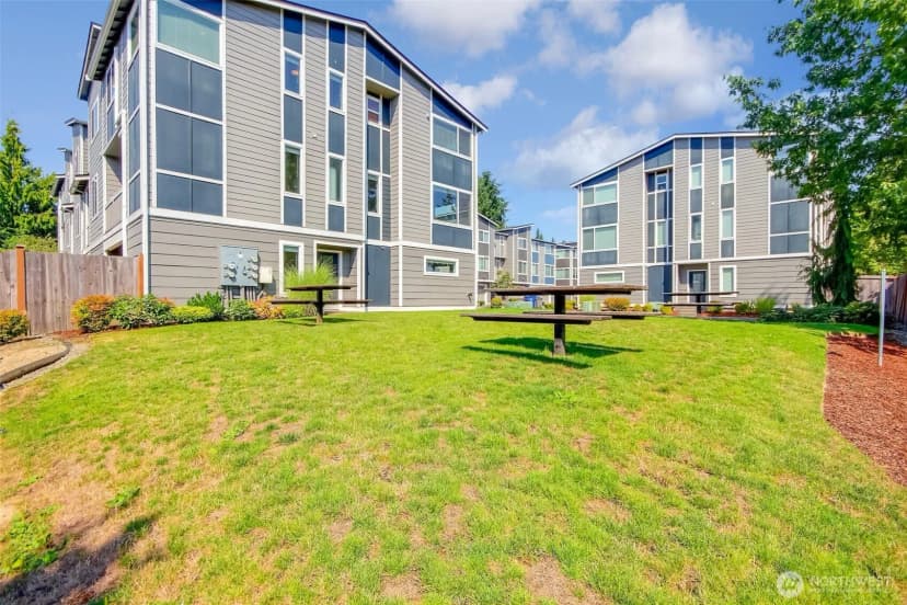 Property photo for 3312 156th Street Sw #e-1, Lynnwood photo 25