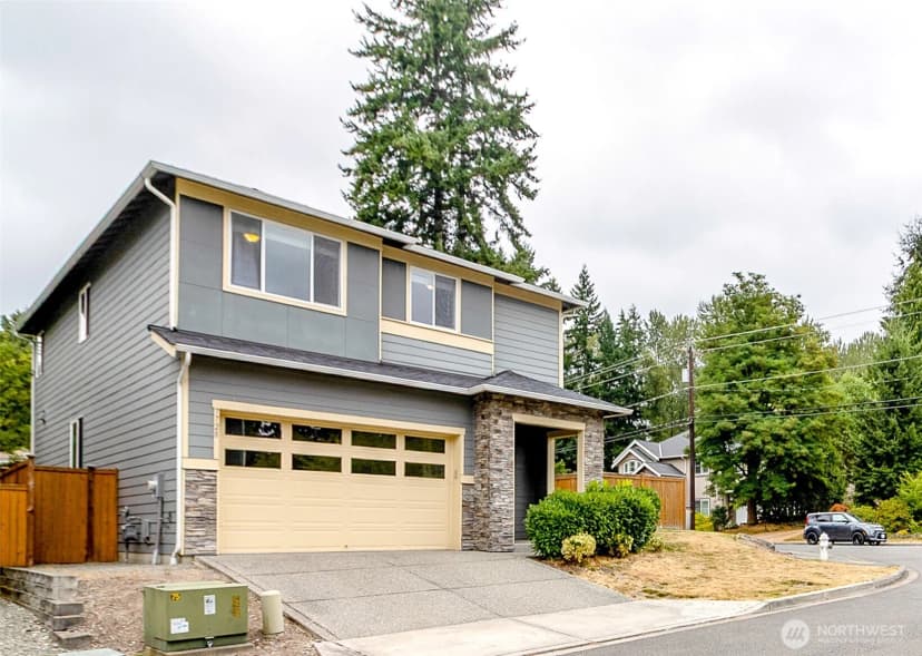 Property photo for 7728 Ne 151st Lane, Kenmore