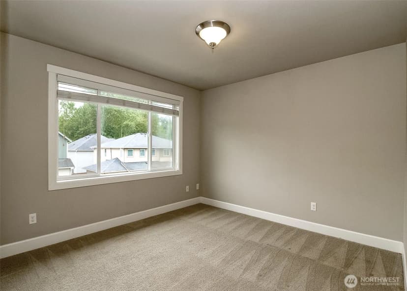 Property photo for 7728 Ne 151st Lane, Kenmore photo 26