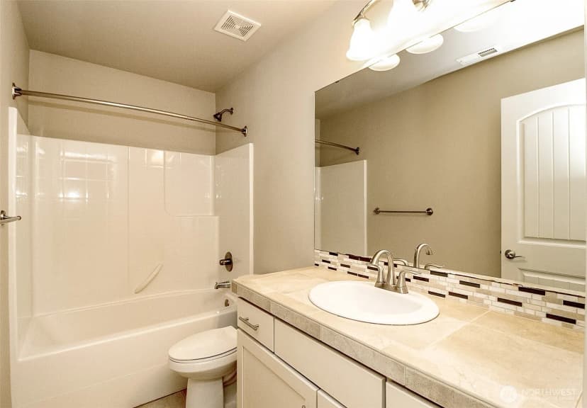 Property photo for 7728 Ne 151st Lane, Kenmore photo 30