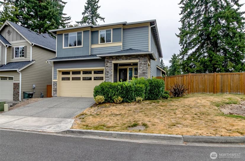 Property photo for 7728 Ne 151st Lane, Kenmore photo 2