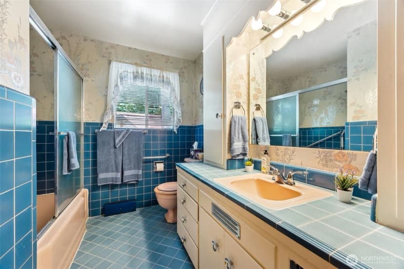 Property photo for 13237 8th Avenue Nw, Seattle photo 15