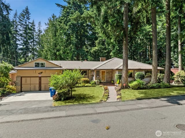 Property photo for 13237 8th Avenue Nw, Seattle