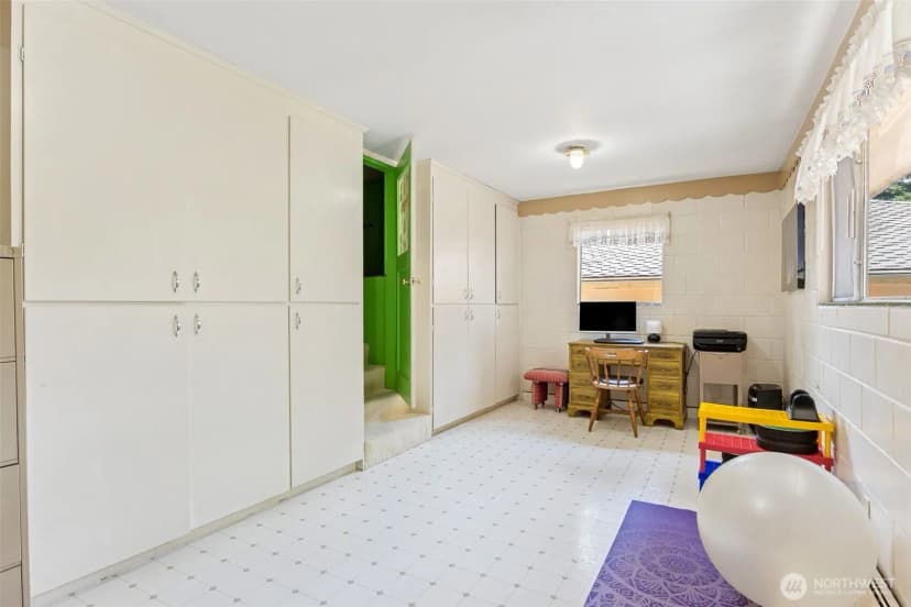 Property photo for 13237 8th Avenue Nw, Seattle photo 17