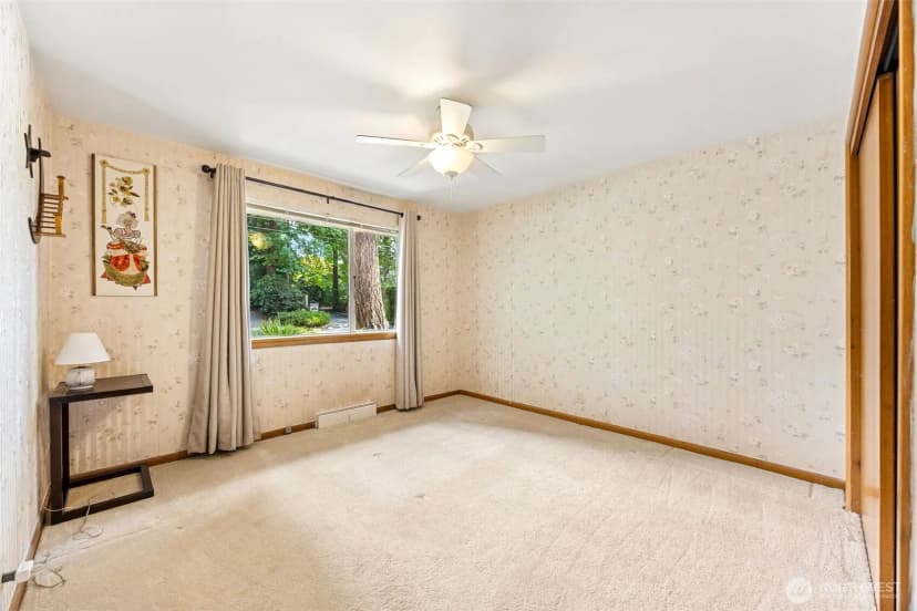 Property photo for 13237 8th Avenue Nw, Seattle photo 16