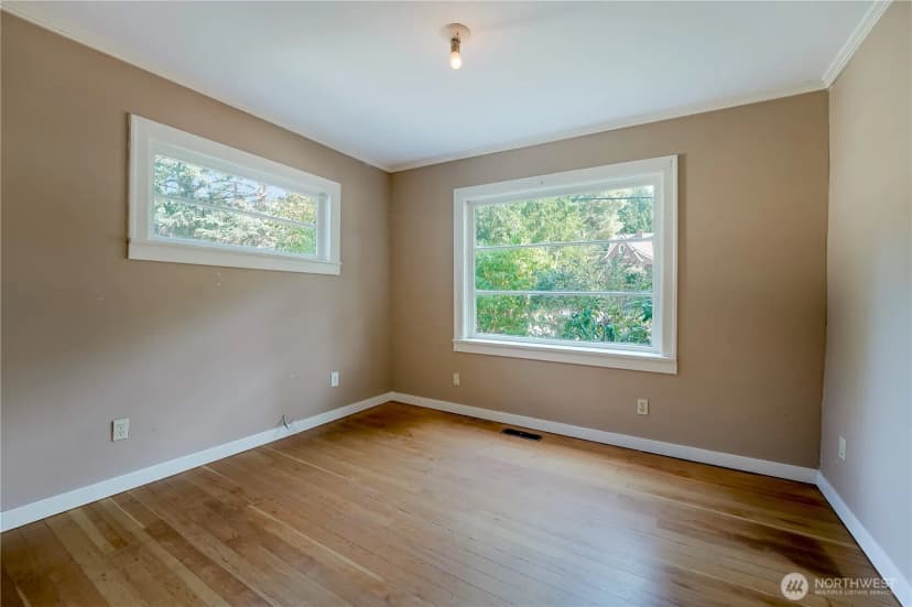 Property photo for 11027 Alton Avenue Ne, Seattle photo 6