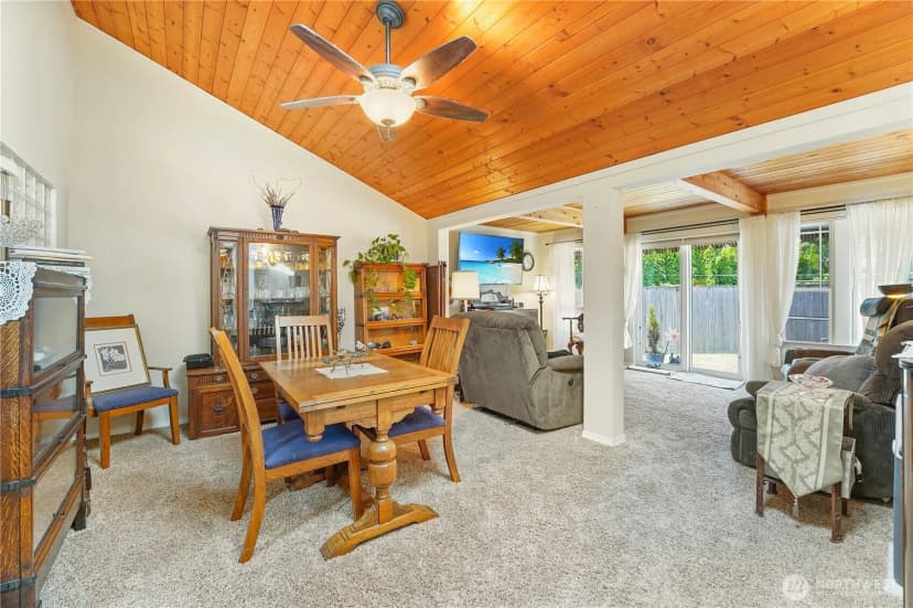 Property photo for 2829 92nd Avenue Ne, Clyde Hill photo 8