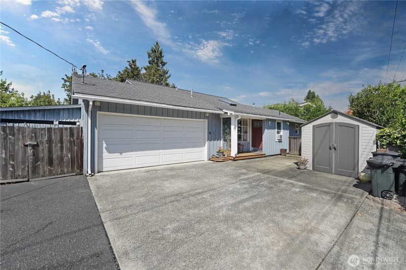 Property photo for 2829 92nd Avenue Ne, Clyde Hill photo 2