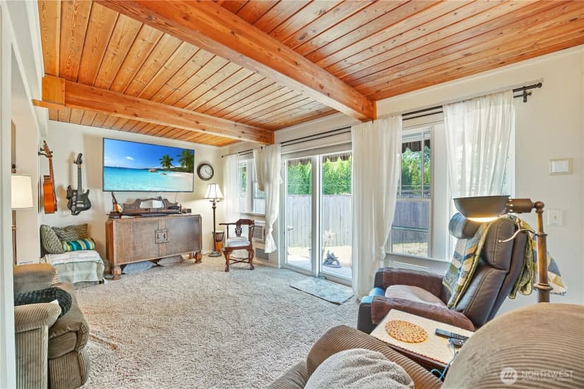 Property photo for 2829 92nd Avenue Ne, Clyde Hill photo 9
