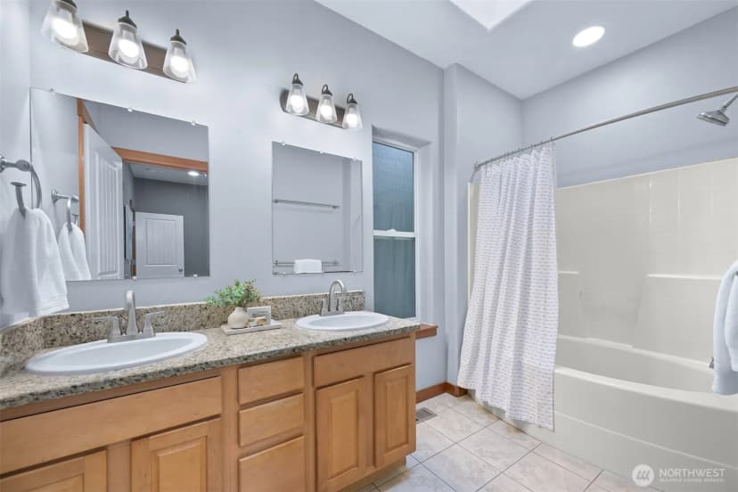 Property photo for 40 Morning Glory Drive, Bellingham photo 14