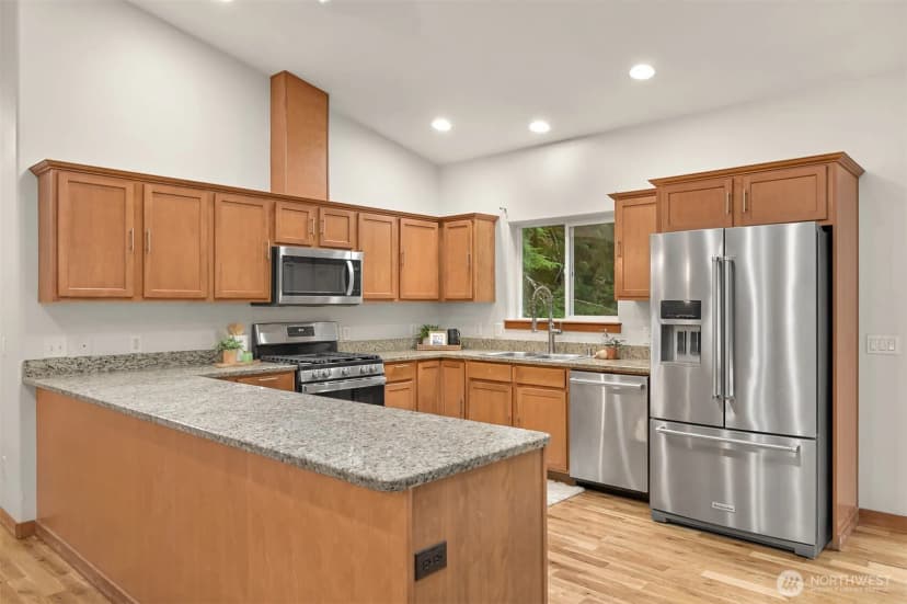 Property photo for 40 Morning Glory Drive, Bellingham photo 7