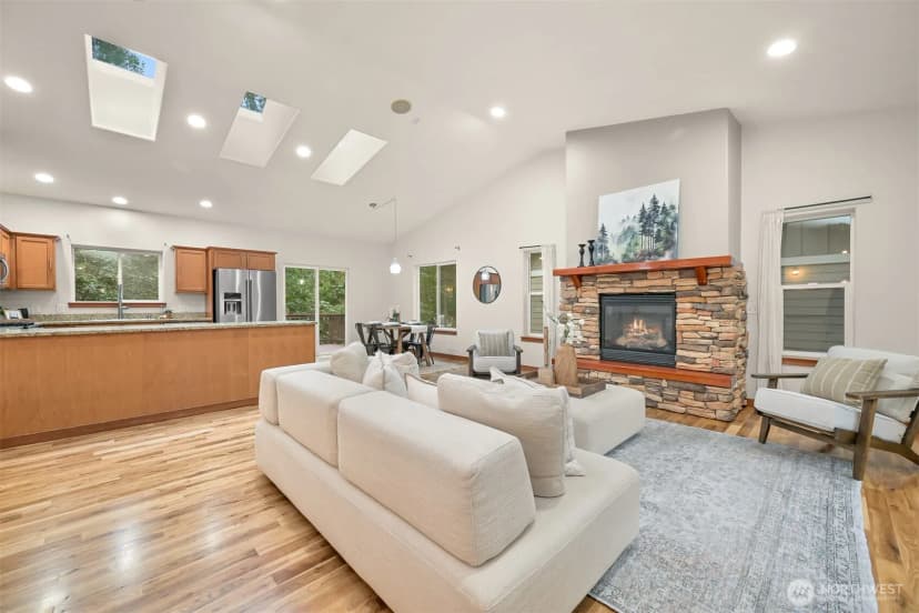 Property photo for 40 Morning Glory Drive, Bellingham photo 3