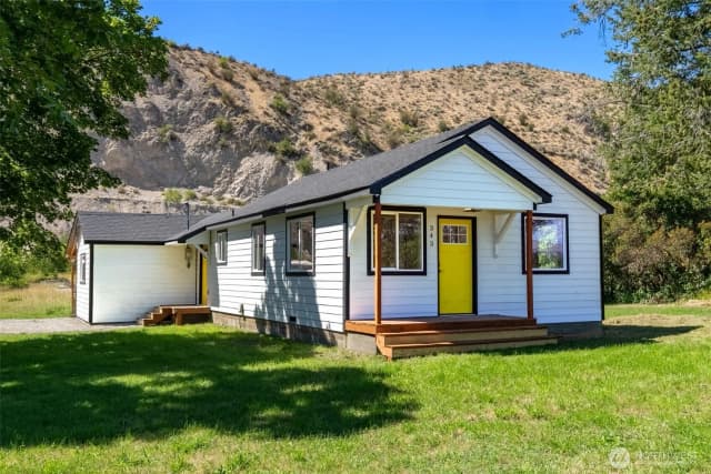 Property photo for 343 Conconully Road, Okanogan