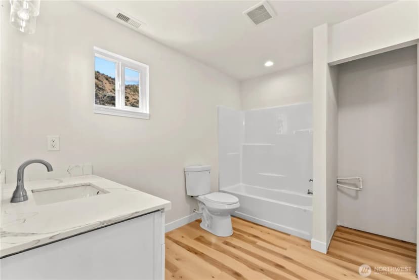 Property photo for 343 Conconully Road, Okanogan photo 22