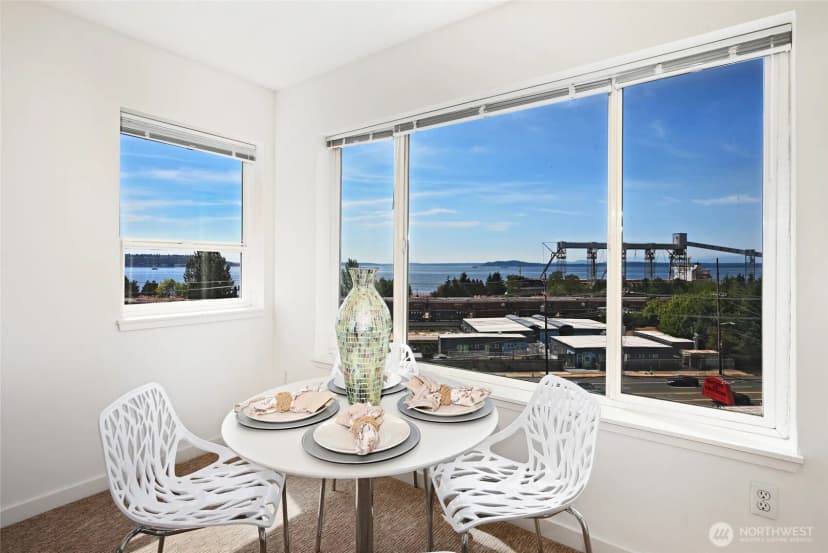Property photo for 524 6th Avenue W #404, Seattle photo 10