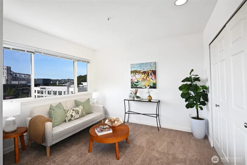Property photo for 524 6th Avenue W #404, Seattle photo 11