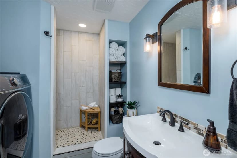 Property photo for 324 E Hillcrest Drive, Port Angeles photo 24