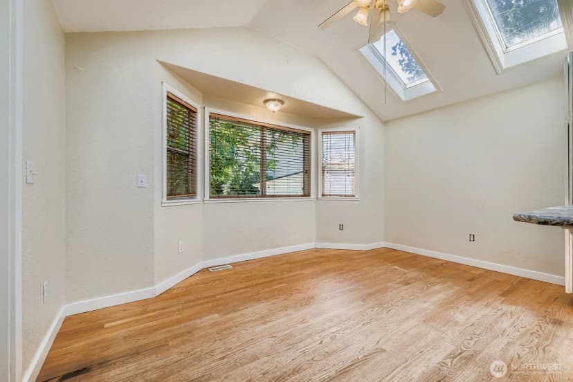Property photo for 12432 103rd Avenue Ne, Kirkland photo 8