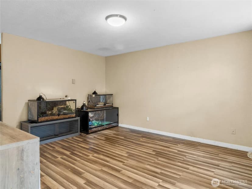 Property photo for 4832 Marian Drive Ne, Olympia photo 3