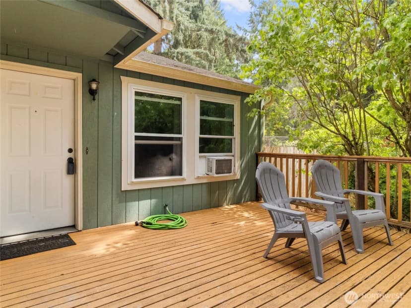 Property photo for 4832 Marian Drive Ne, Olympia photo 2