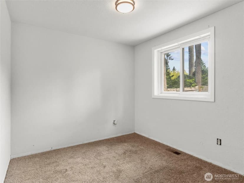 Property photo for 4832 Marian Drive Ne, Olympia photo 14