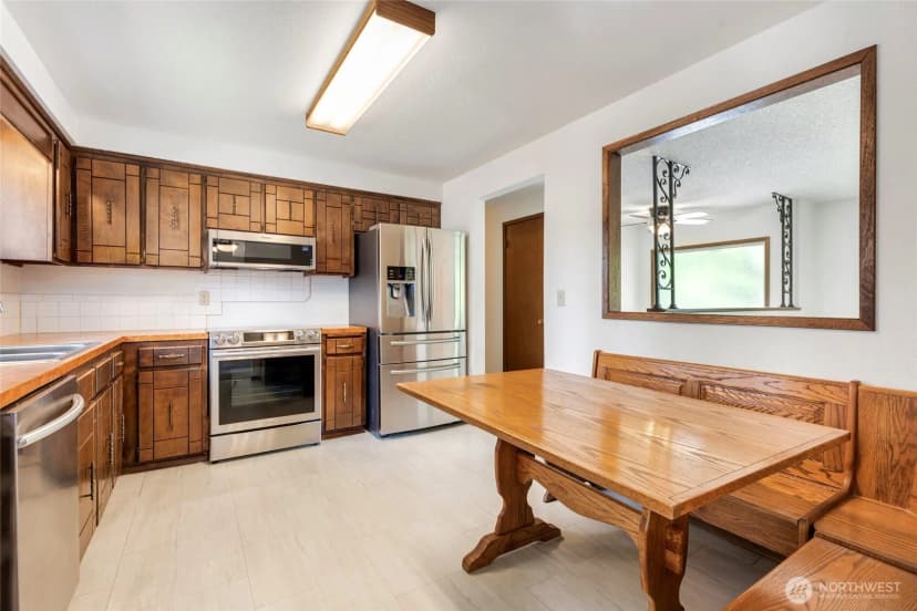 Property photo for 6007 189th Place Sw, Lynnwood photo 15